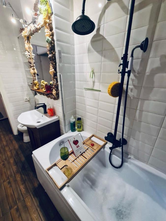 Liam Studio Bucarest Extérieur photo
